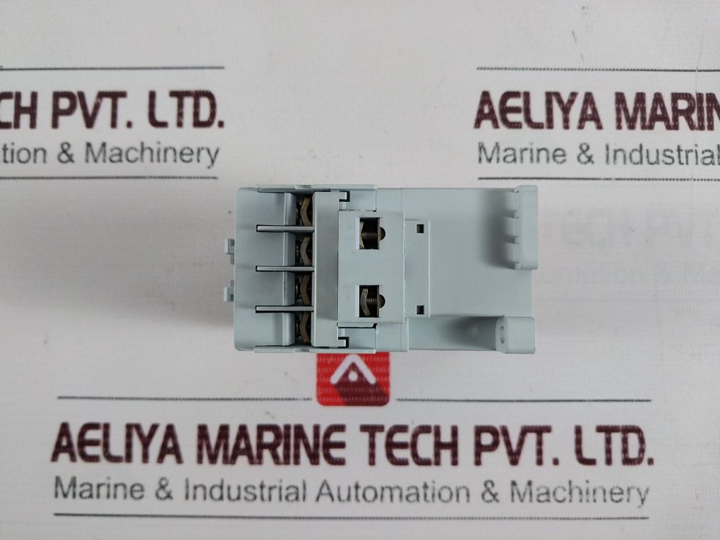 Allen-bradley 100-c23*01 Contactor 110-120V 50-60Hz
