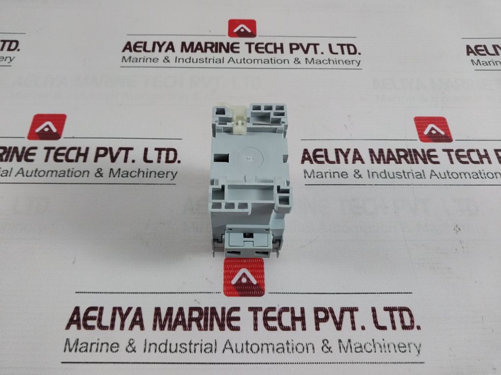 Allen-bradley 100-c23*01 Contactor 110-120V 50-60Hz