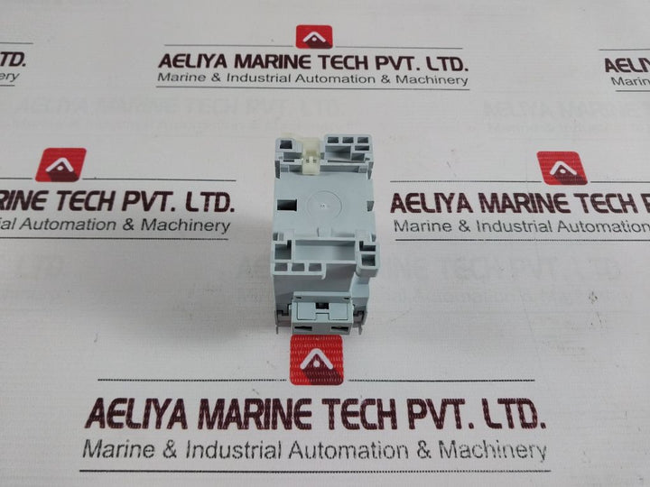 Allen-bradley 100-c23*01 Contactor 110-120V 50-60Hz