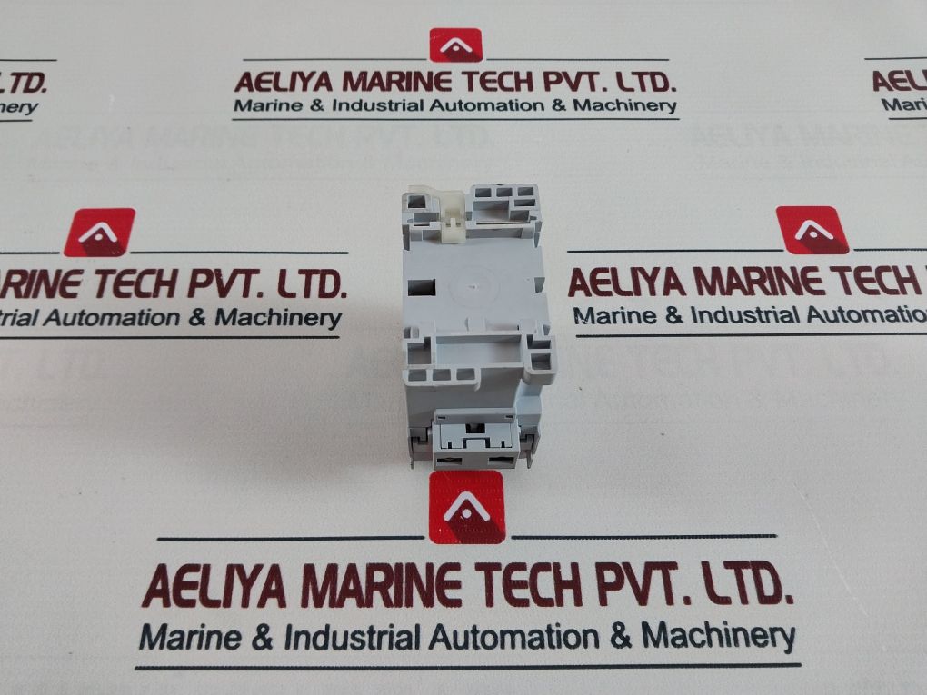 Allen-bradley 100-c23*01 60Hz