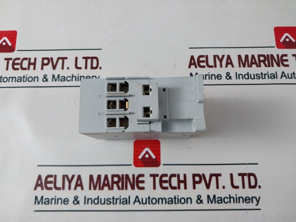 Allen-bradley 100-c30*00 690V