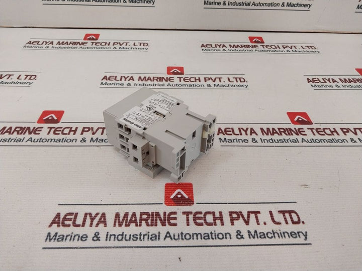 Allen-bradley 100-c30D01 Contactor Ser B