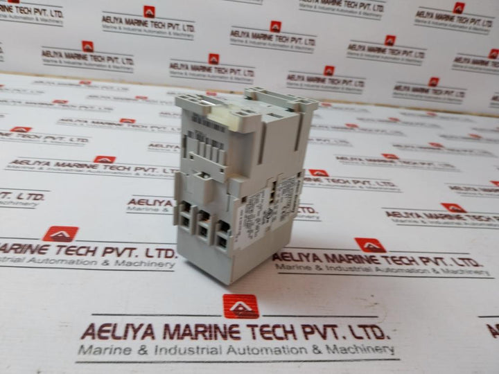 Allen-bradley 100-c37*00 Contactor Ser.C 3 Main Poles 100C37Kd00