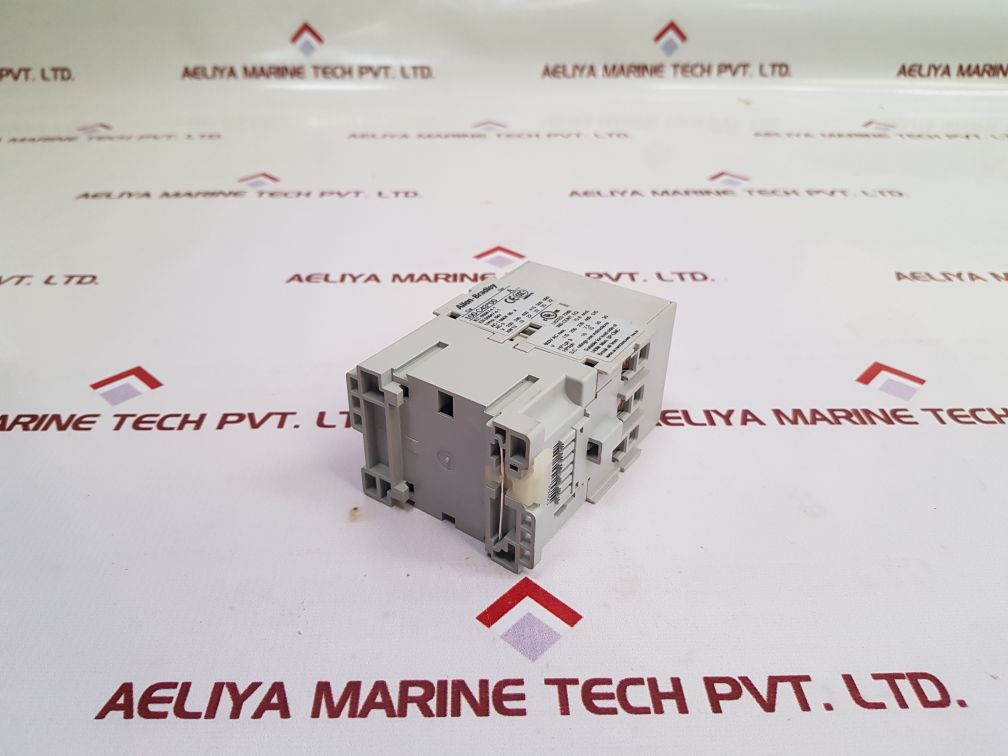 Allen-bradley 100-c43*00 Ser.A Contactor C43