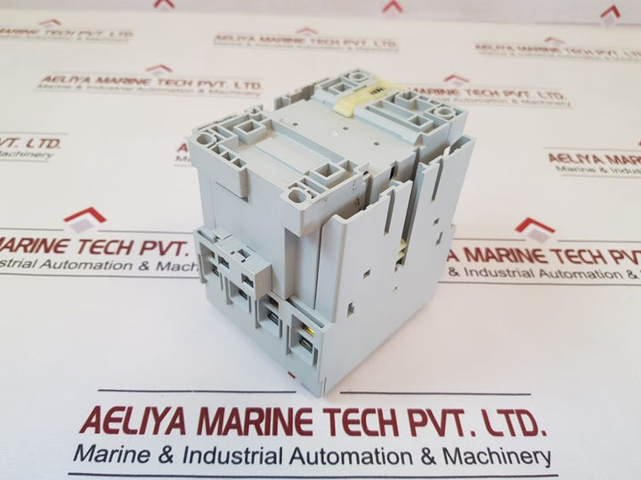 Allen-bradley 100-c90200 Contactor Ser A
