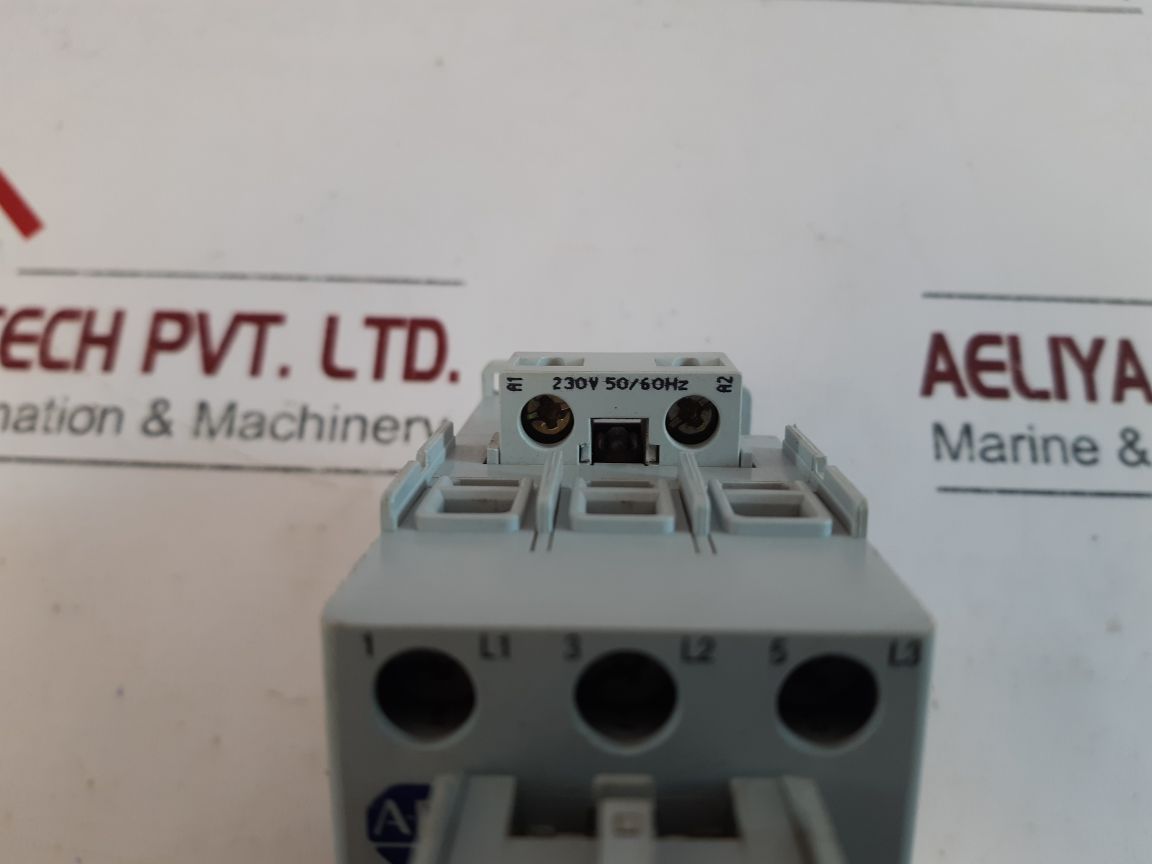 Allen-bradley 100-c37*00 Contactor With 100-f A20 & 193-ea1Hc