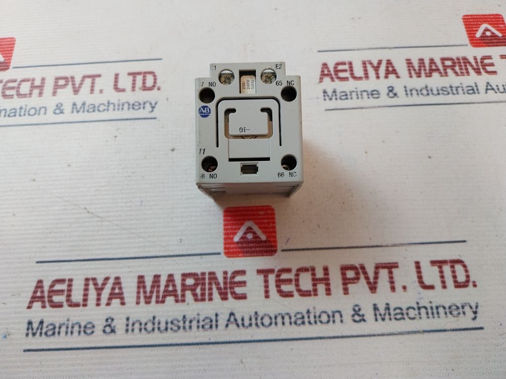 Allen-bradley 100-fl11Va Mechanical Latch