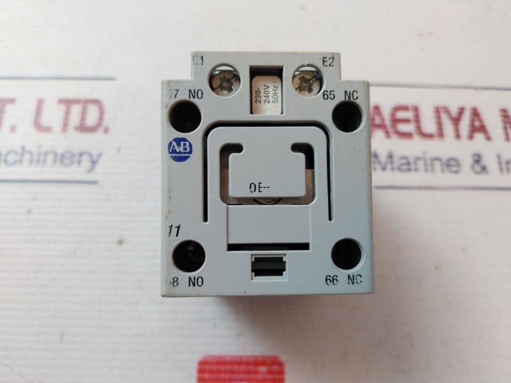 Allen-bradley 100-fl11Va Mechanical Latch