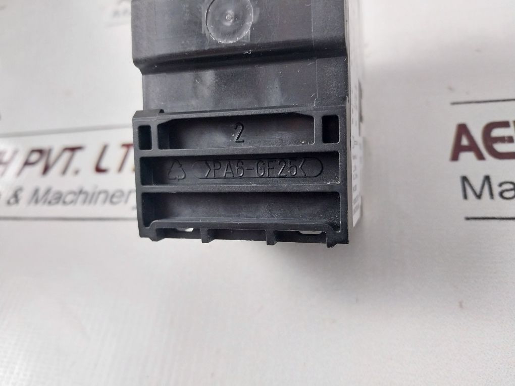 Allen-bradley 140M-c2E-b40 Ser.C Circuit Breaker 2.5-4.0A