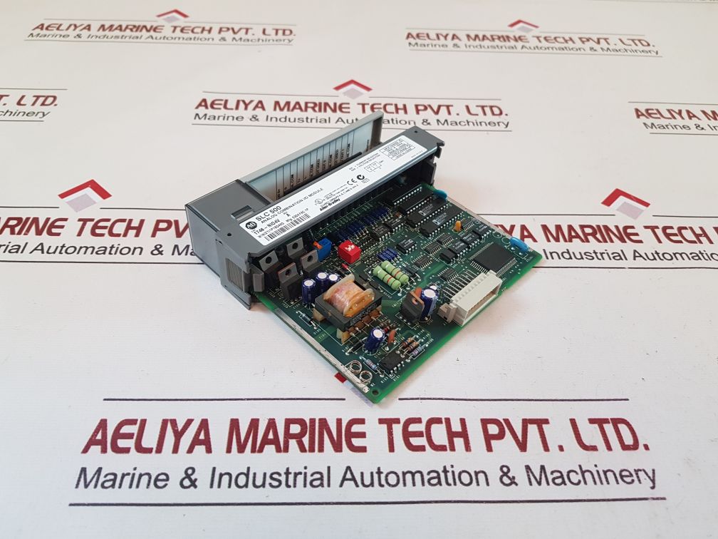 Allen-bradley 1746-nio4V Analog Combination I/O Module Ser: A