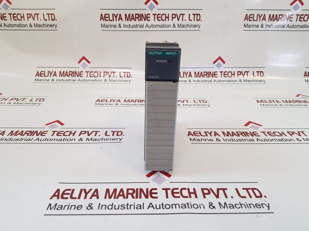 Allen-bradley 1746-nio4V Analog Combination I/O Module Ser: A