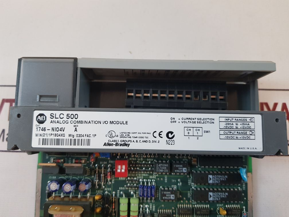 Allen-bradley 1746-nio4V Analog Combination I/O Module Ser: A