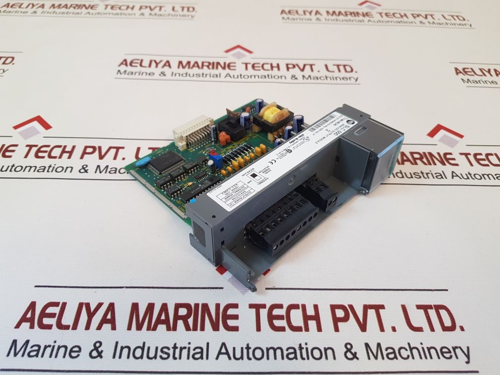 Allen-bradley 1746-no4I Ser: A Analog Output Module