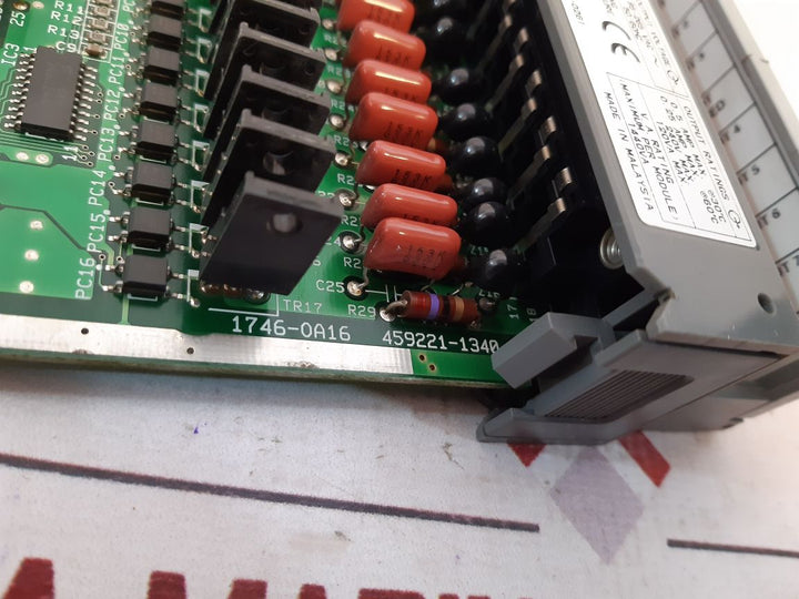 Allen-bradley Triac Slc 500 Output Module 1746-oa16