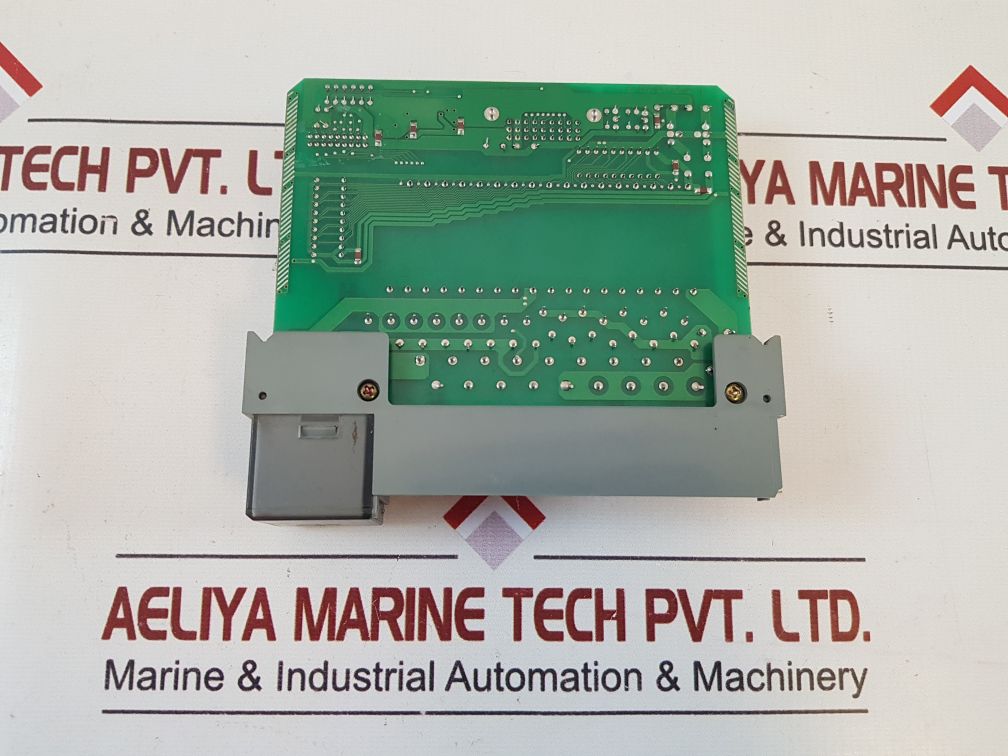 Allen-bradley Slc500 1746-oa16 Ser: C Output Module