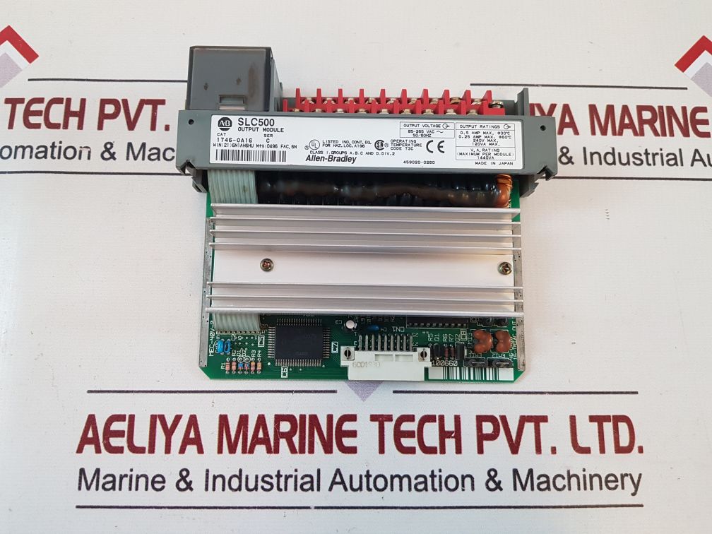 Allen-bradley Slc500 1746-oa16 Ser: C Output Module