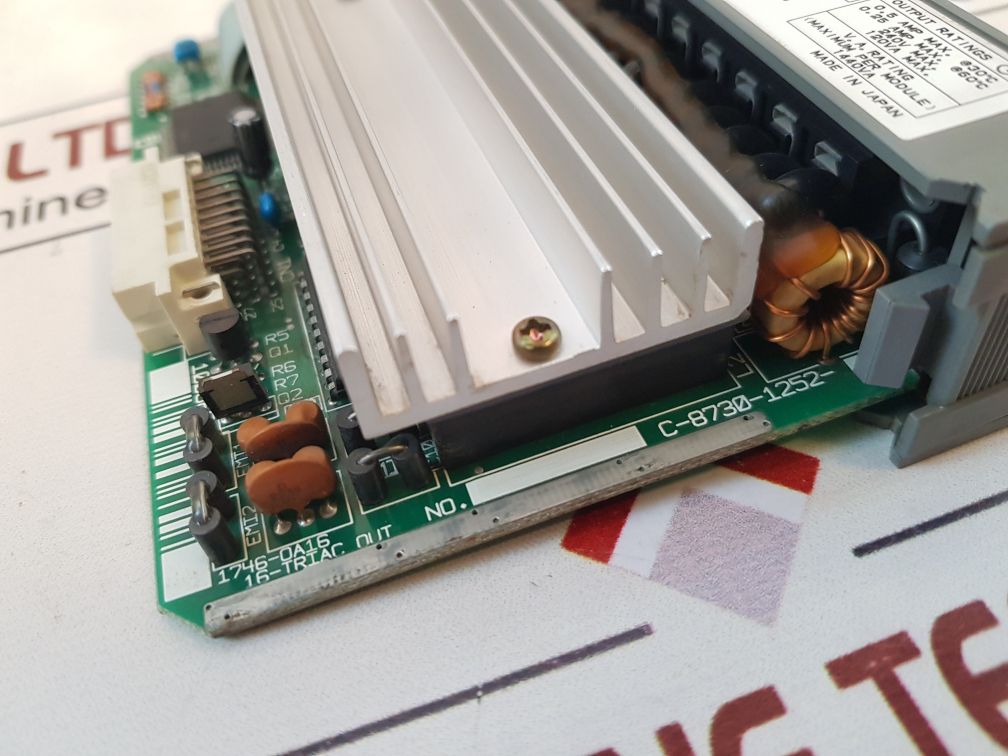 Allen-bradley Slc500 1746-oa16 Ser: C Output Module
