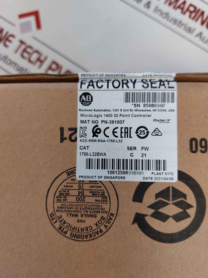 Allen-bradley 1766-l32Bwa Programmable Controllers Open Box