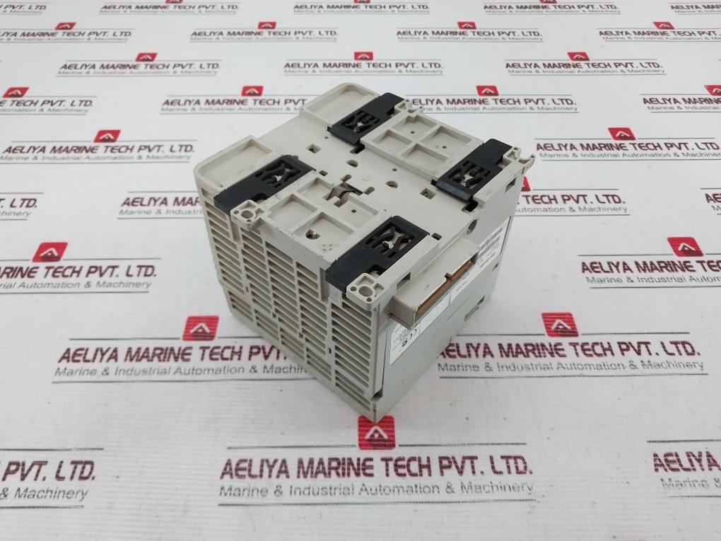 Allen-bradley 1768-pb3 Power Supply 24V Dc 7.15A