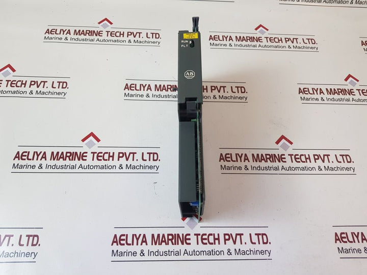 Allen-bradley 1771-ofe2 B Output Module

