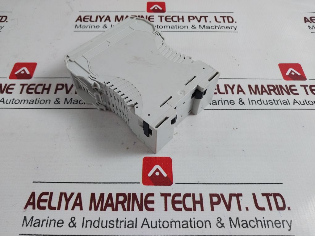 Allen-bradley 1783-us08T Unmanaged Ethernet Switch