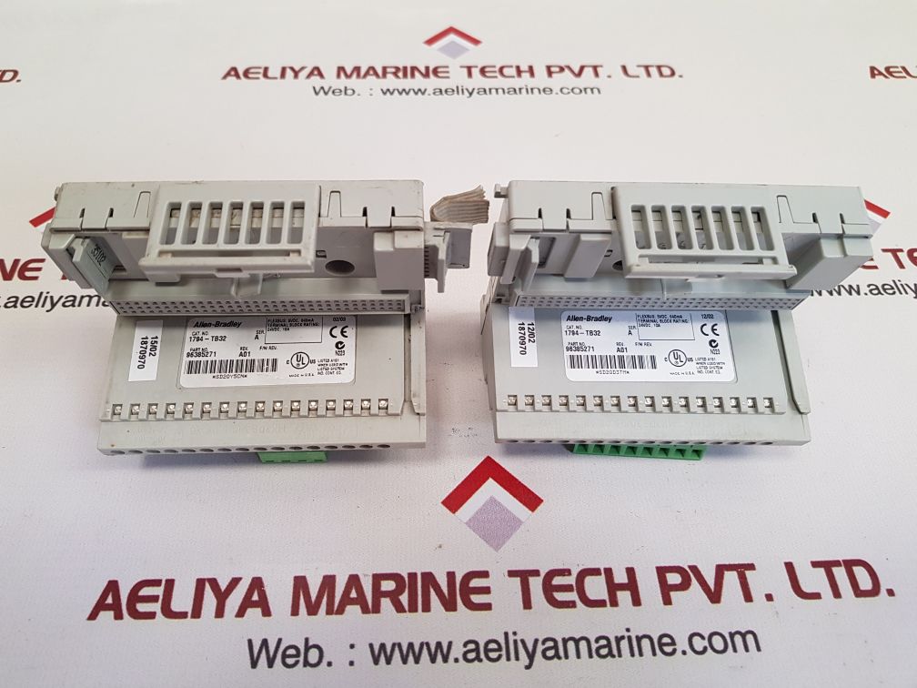 Allen-bradley 1794-tb32 Ser.A Terminal Base 96385271

