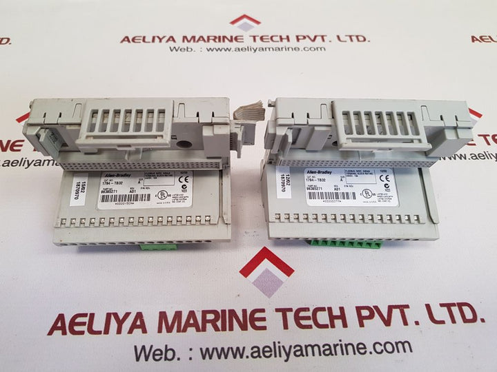 Allen-bradley 1794-tb32 Ser.A Terminal Base 96385271
