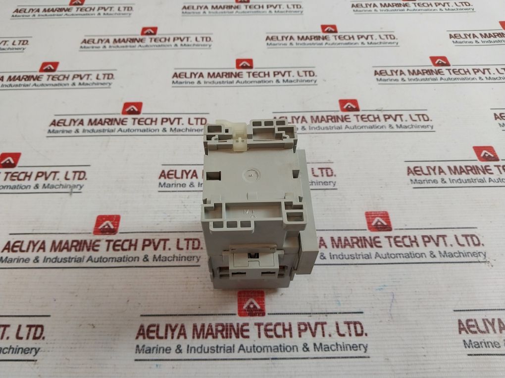 Allen-bradley 300-cod930 Ac Contactor 690V 85A