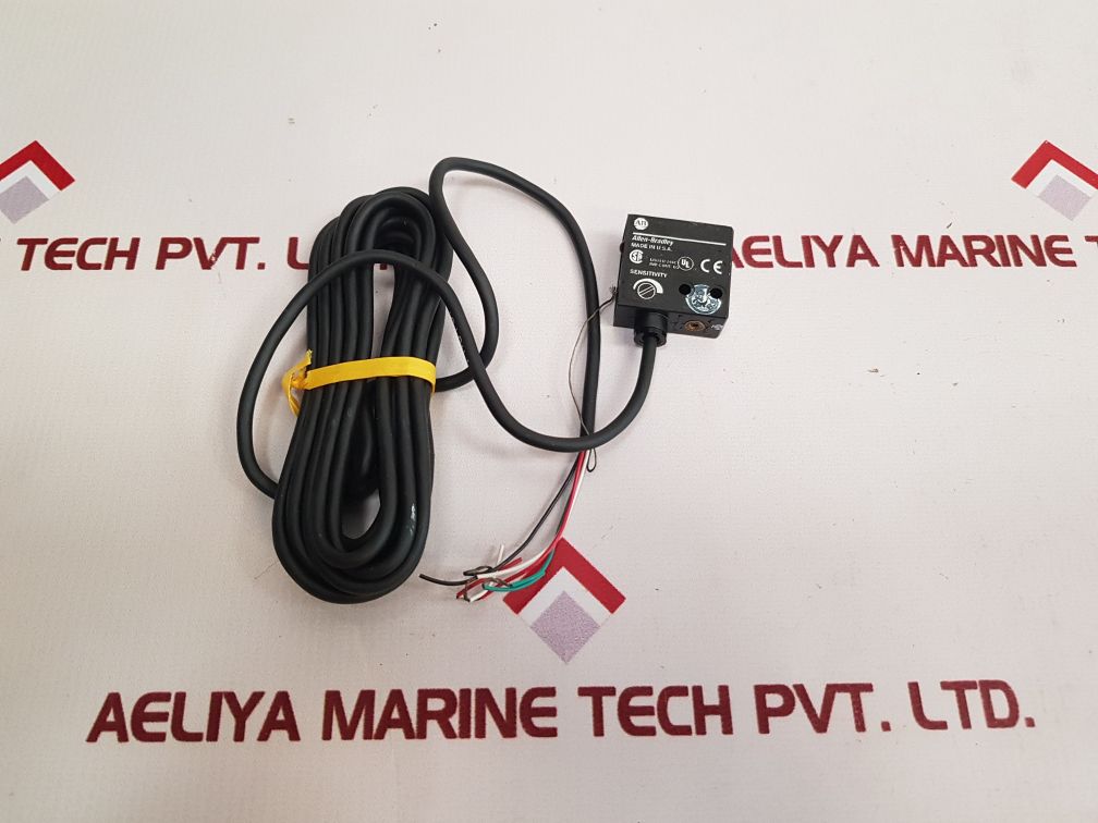 Allen-bradley 42Smu-7000 Ser B Retroreflective Proximity Sensor
