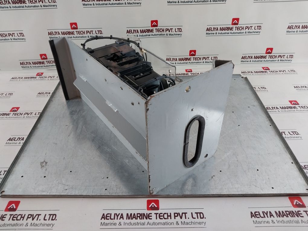 Allen-bradley 592-eehe Current Transformer 30-150A