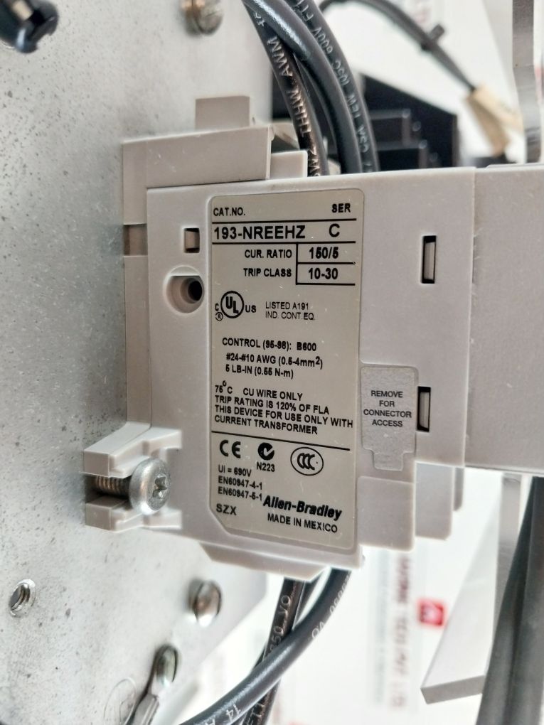 Allen-bradley 592-eehe Current Transformer 30-150A