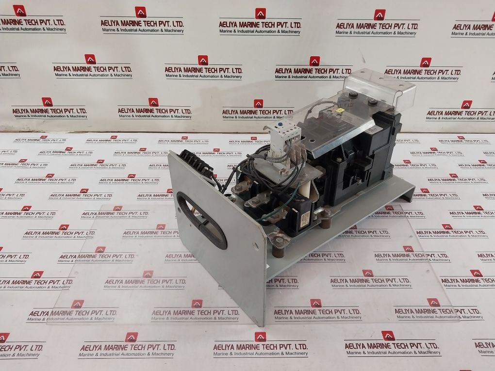 Allen-bradley 592-eehe Contactor 200V 135 A
