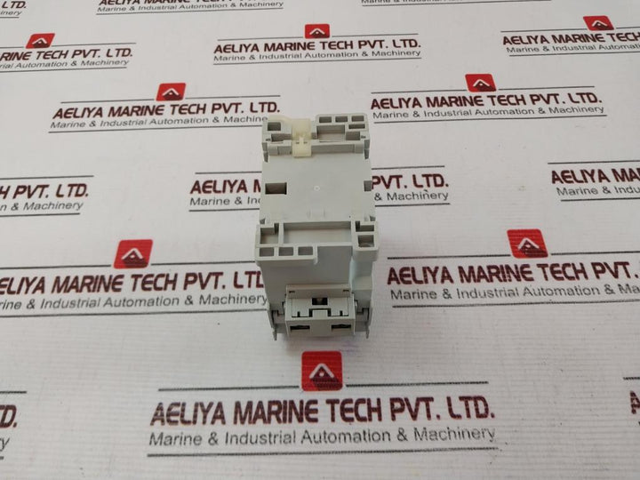 Allen-bradley 700-cf220* Control Relay Ser A 25A 3-phase