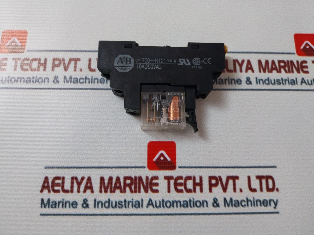 Allen-bradley 700-hk36Z24 Relay With Socket 700-hn121