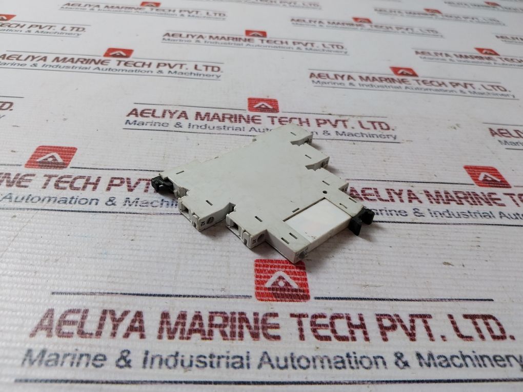 Allen-bradley 700-hlt1Z Terminal Block Relay 700-tbr12