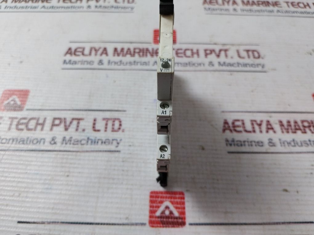 Allen-bradley 700-hlt1Z Terminal Block Relay 700-tbr12