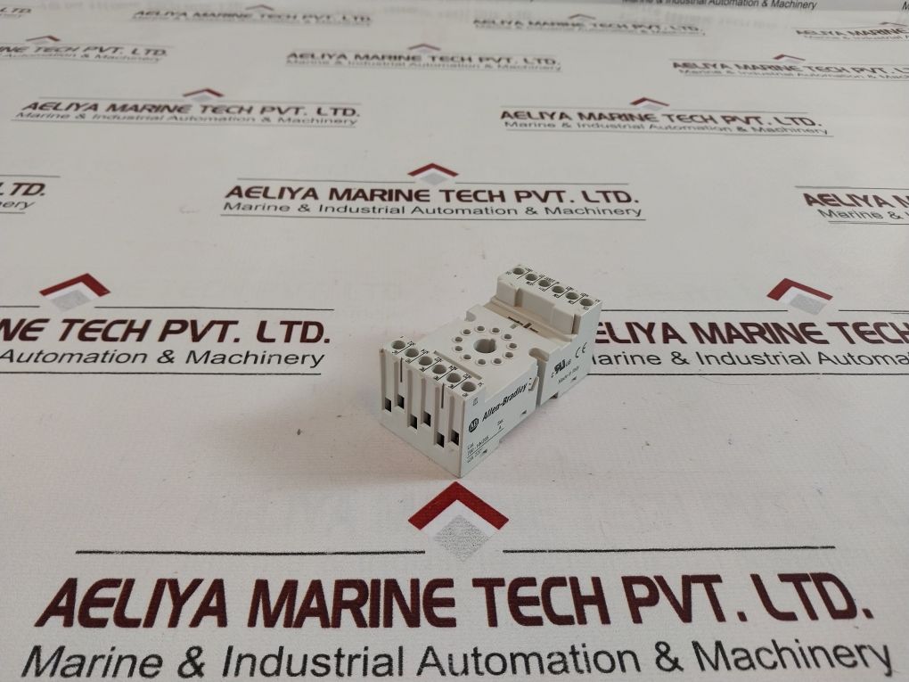 Lot Of 7X Allen-bradley 700-hn205 Relay Socket Base Ser. A