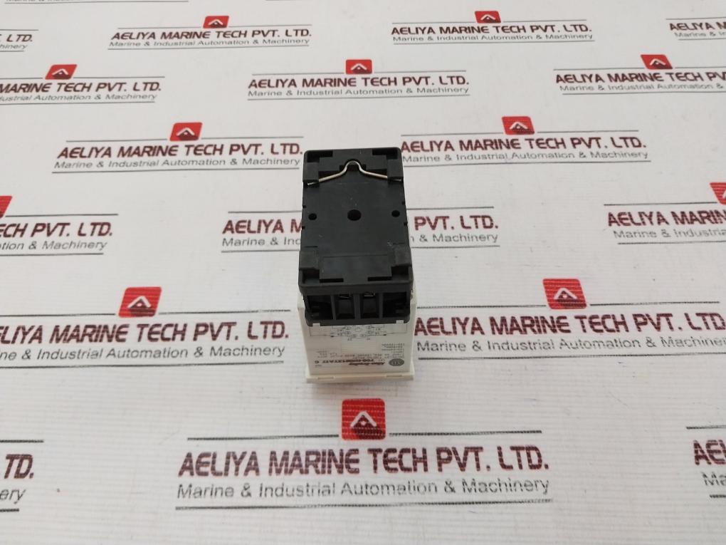 Allen-bradley 700-hrm12Ta17 Timing Relay