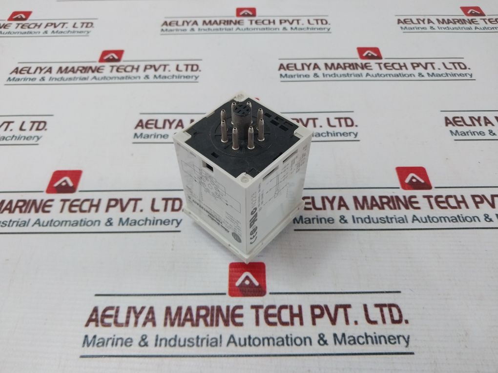 Allen-bradley 700-hrm12Ta17 On-delay Timing Relay 0-1.2 Min 100-125Vdc