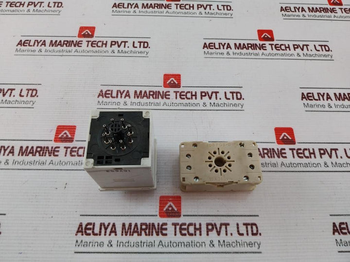 Allen-bradley 700-hrm12Ta17 Timing Relay 250Vac