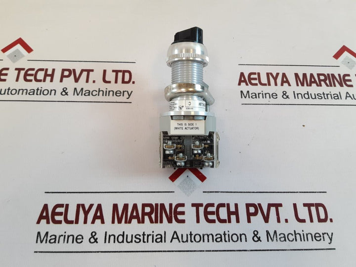 Allen-bradley 800H-hp5Kl8 Series C Selector Switch With 800T-xa