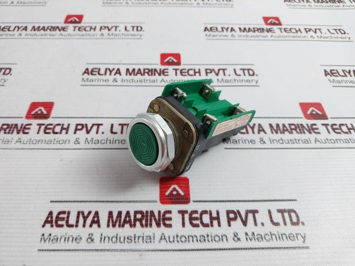 Allen-bradley 800T-a1Ap Green Pushbutton Assembly