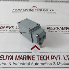 Allen-bradley 802T-ap Oiltight Limit Switch