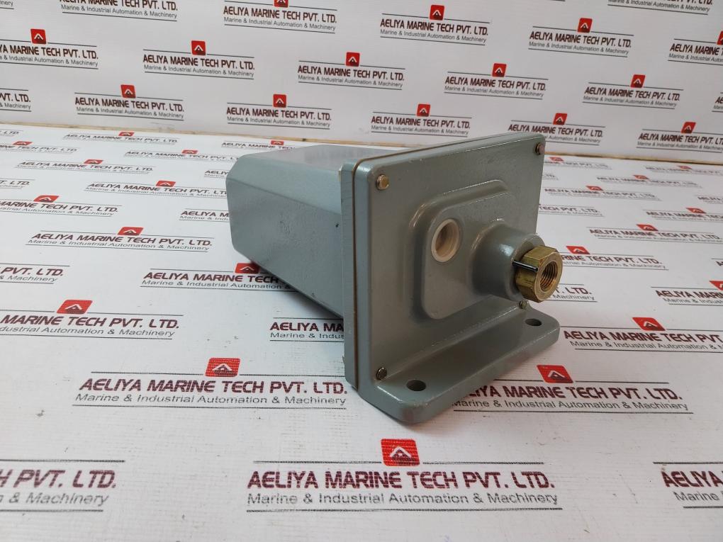 Allen-bradley 836T-t352E Pressure Control Switch 72-120Ac 60A