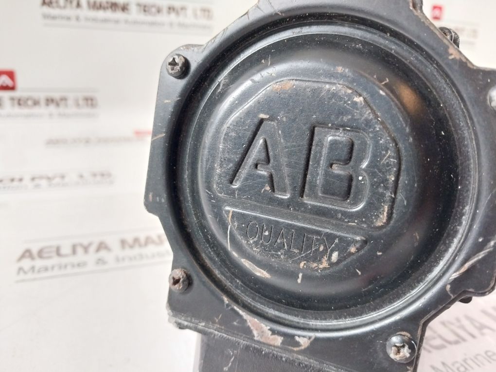 Allen-bradley Mpl-b430P-hj22Aa Servo Motor