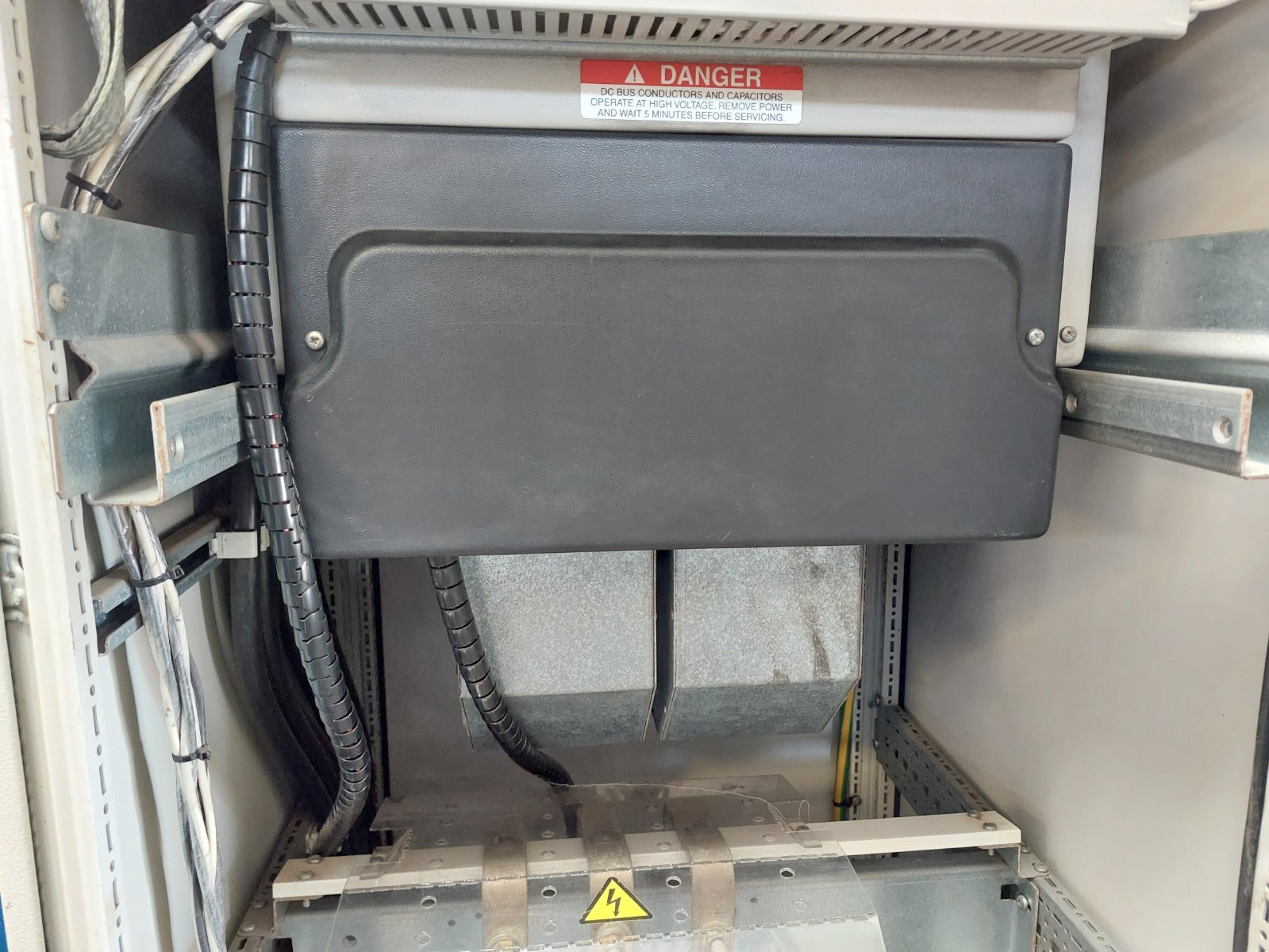 Allen-bradley Powerflex 700H 20Ce261A0Annbng0 Frequency Drive