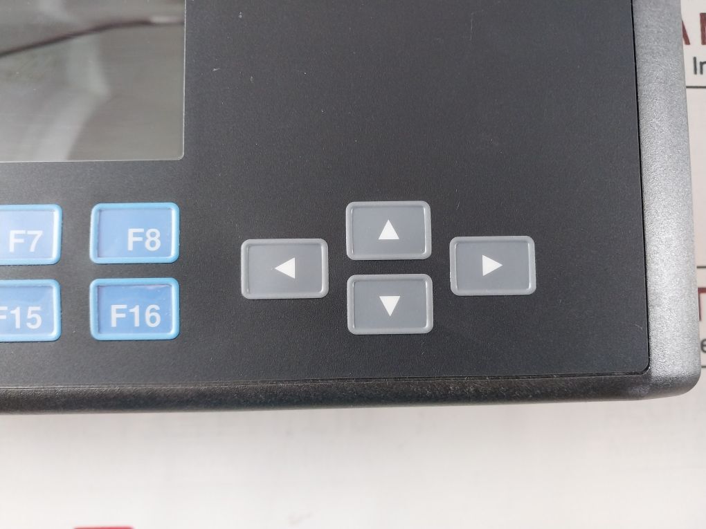 Allen-bradley 2711-k10C10