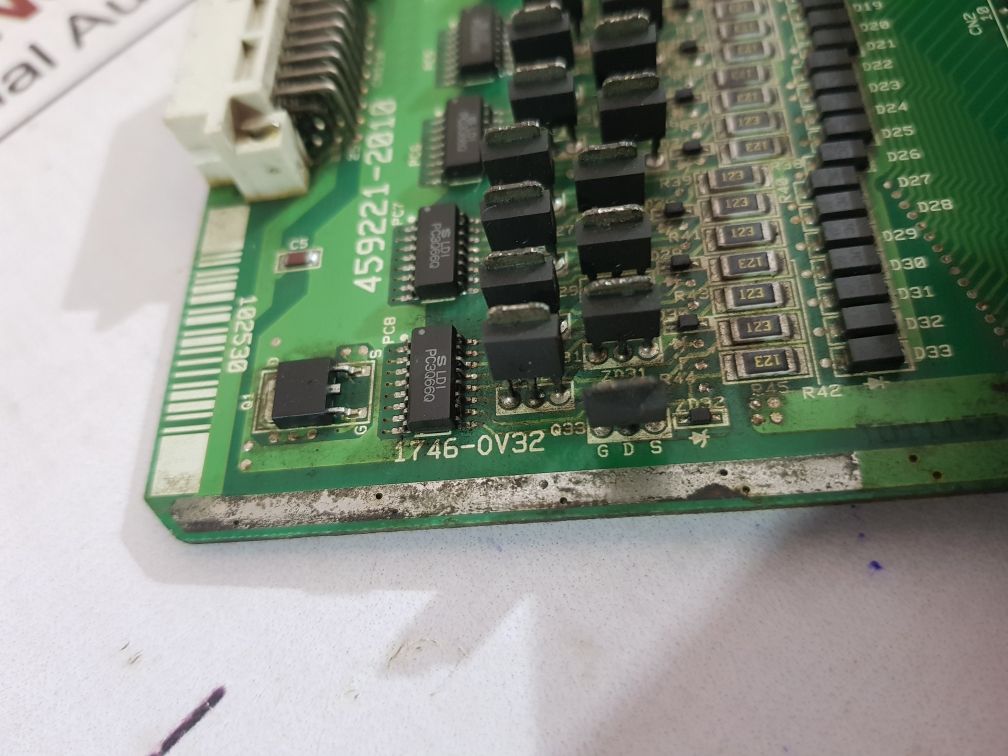 Allen-bradley Slc500 1746-ov32 Output Module 1746-ov32/1746-0V32