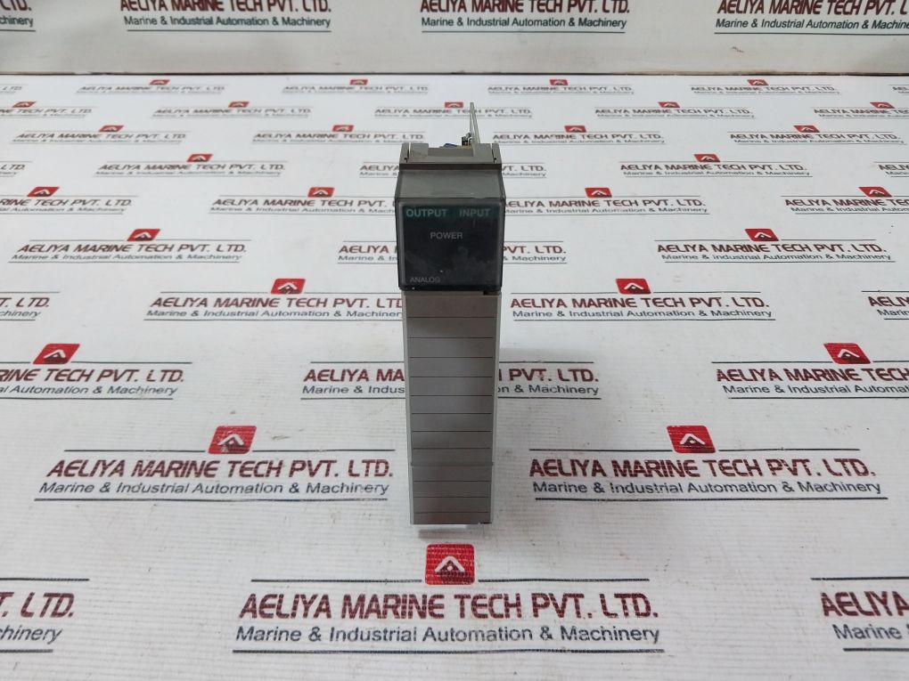Allen-bradley Slc 500 Analog Combination IO Module 1746-nio4V
