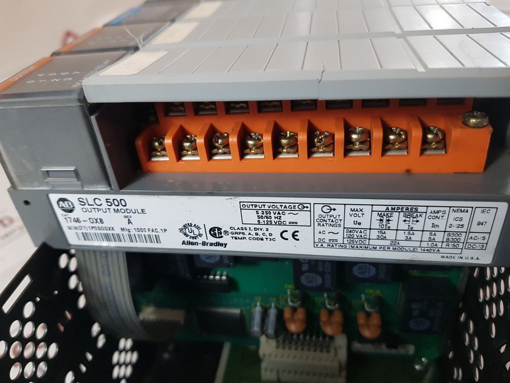 Allen-bradley Slc 5/04 Cpu,1746-ox8 Slc 500 Module Rack